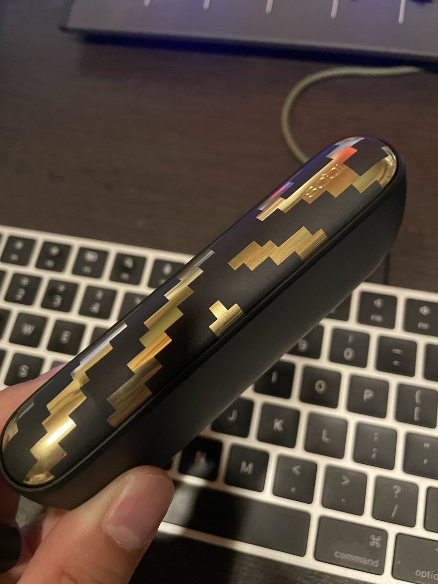 かっこいいiQOSもらった
嬉しい