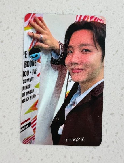 a gdyby tak zostać tym orzechem?

ta sytuacja wygląda kusząco