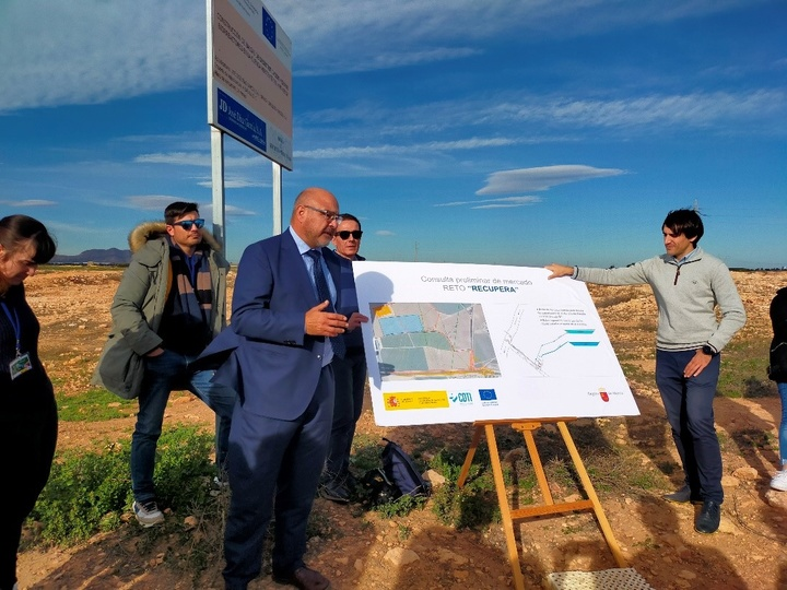 regiondemurcia's tweet photo. La Comunidad y el CDTI abren en octubre el plazo para la recepción de los proyectos tecnológicos de desnitrificación del #MarMenor.

Noticia: https://t.co/QPKdoT7vrD https://t.co/sSHI3edosM