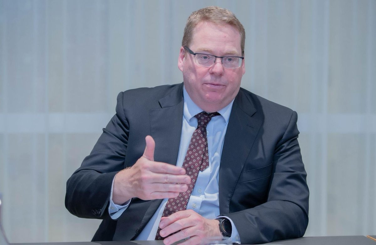 كما التقيت برئيس المجلس التنفيذي  لمنظمة الصحة العالمية <a href="/WHO/">World Health Organization (WHO)</a> الأمين العام لوزارة الصحة والإعاقة والشيخوخة الأسترالية السيد بلير كوملي، وناقشنا أولويات الصحة العالمية، لتعزيز النظم الصحية وتوسيع نطاق الاستفادة من الابتكار الصحي للجميع.
#الصحة_العالمية

I also met with the <a href="/WHO/">World Health Organization (WHO)</a>’s