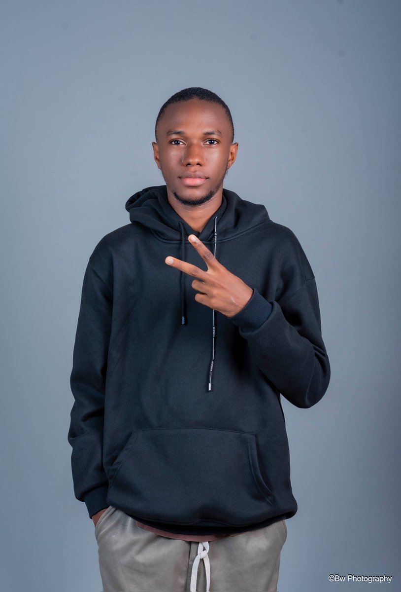 Je mérite tout ce que la vie a de meilleur à offrir. Que Dieu me garde longue vie à moi ☀️❤️🤲🏾
Joyeux anniversaire à moi 🎂✨️