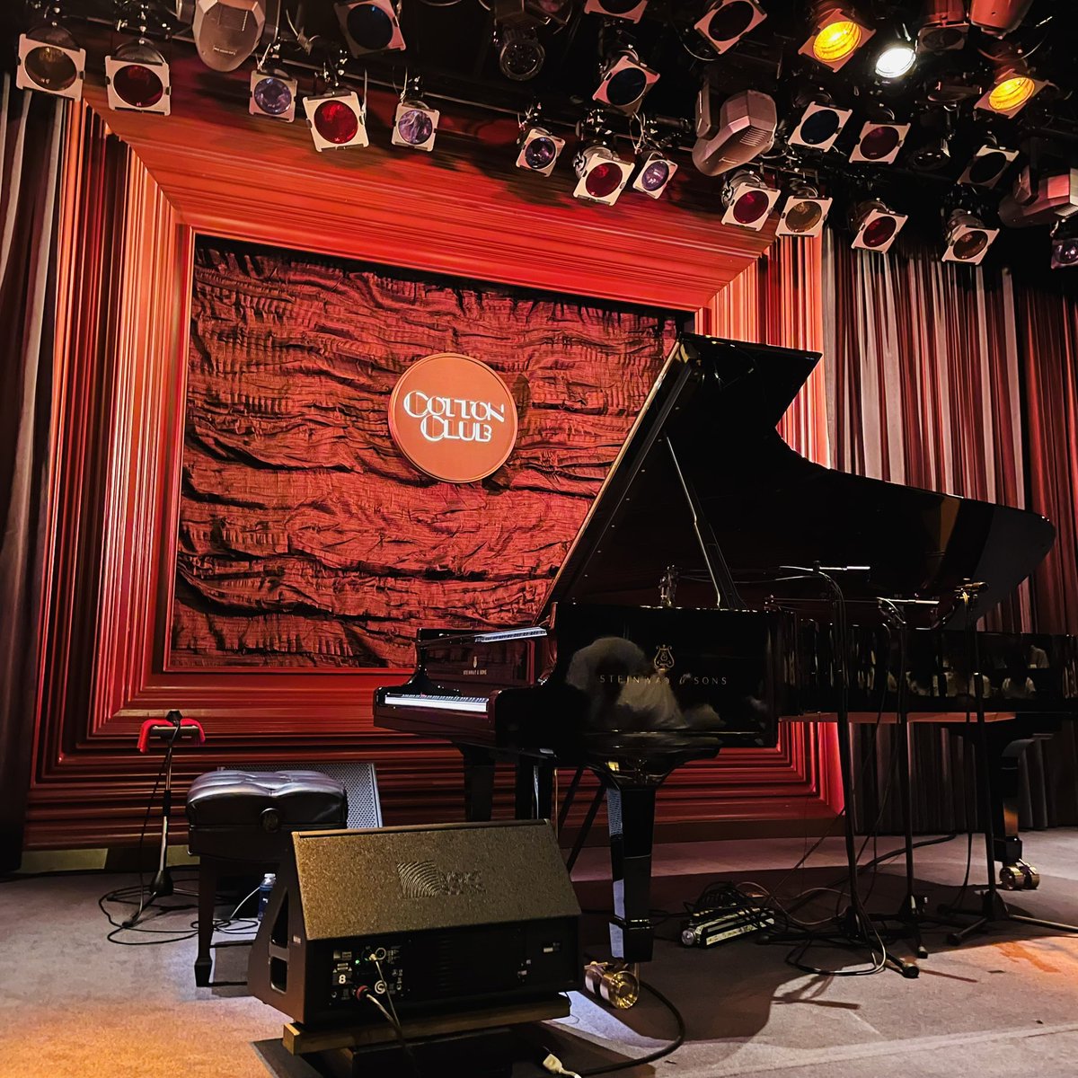 ericmasaki's tweet image. 2nd終了。幸せな時間だった。
明日からBNT。期待しかない。
#cecilemclorinsalvant 
#sullivanfortner