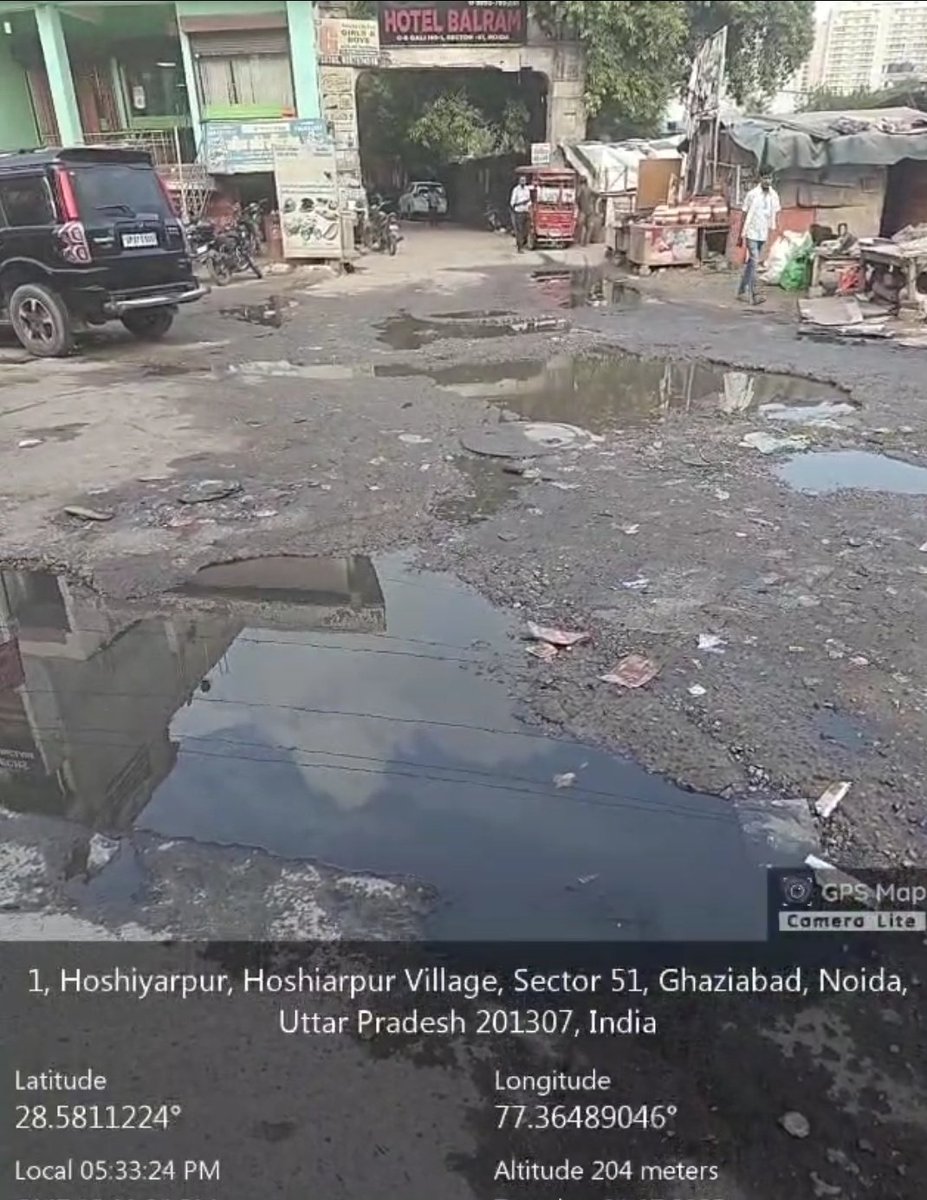 Manojya87882986's tweet image. गांव होशियारपुर गली नंबर 1 मुख्य मार्ग का क्या हाल कर रखा है नोएडा प्राधिकरण के काम चोर कर्मचारीयो ने गांवों के साथ सौतेला व्यवहार हमारे जनप्रतिनिधियो और संबंधित अधिकारीयो को क्यों नहीं दिखता 
गांवों के साथ सौतेला व्यवहार बंद कर
@noida_authority @CeoNoida @officialBKUM @PankajSin