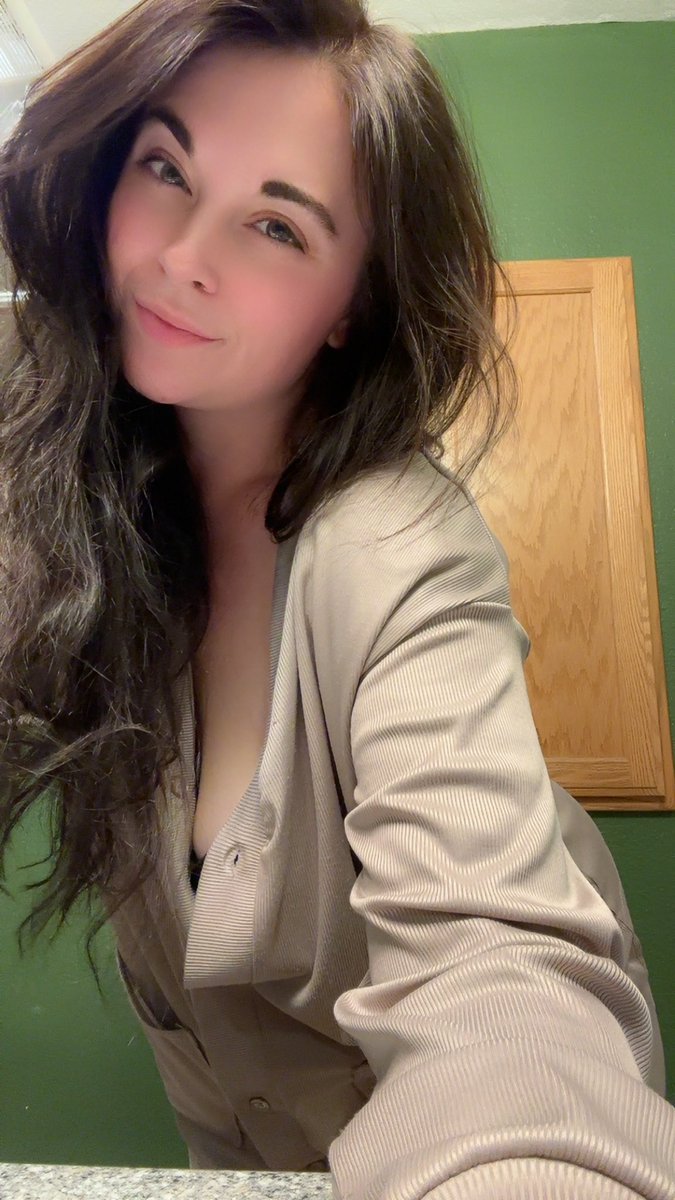 Genavive 🦅🇺🇸 tweet media