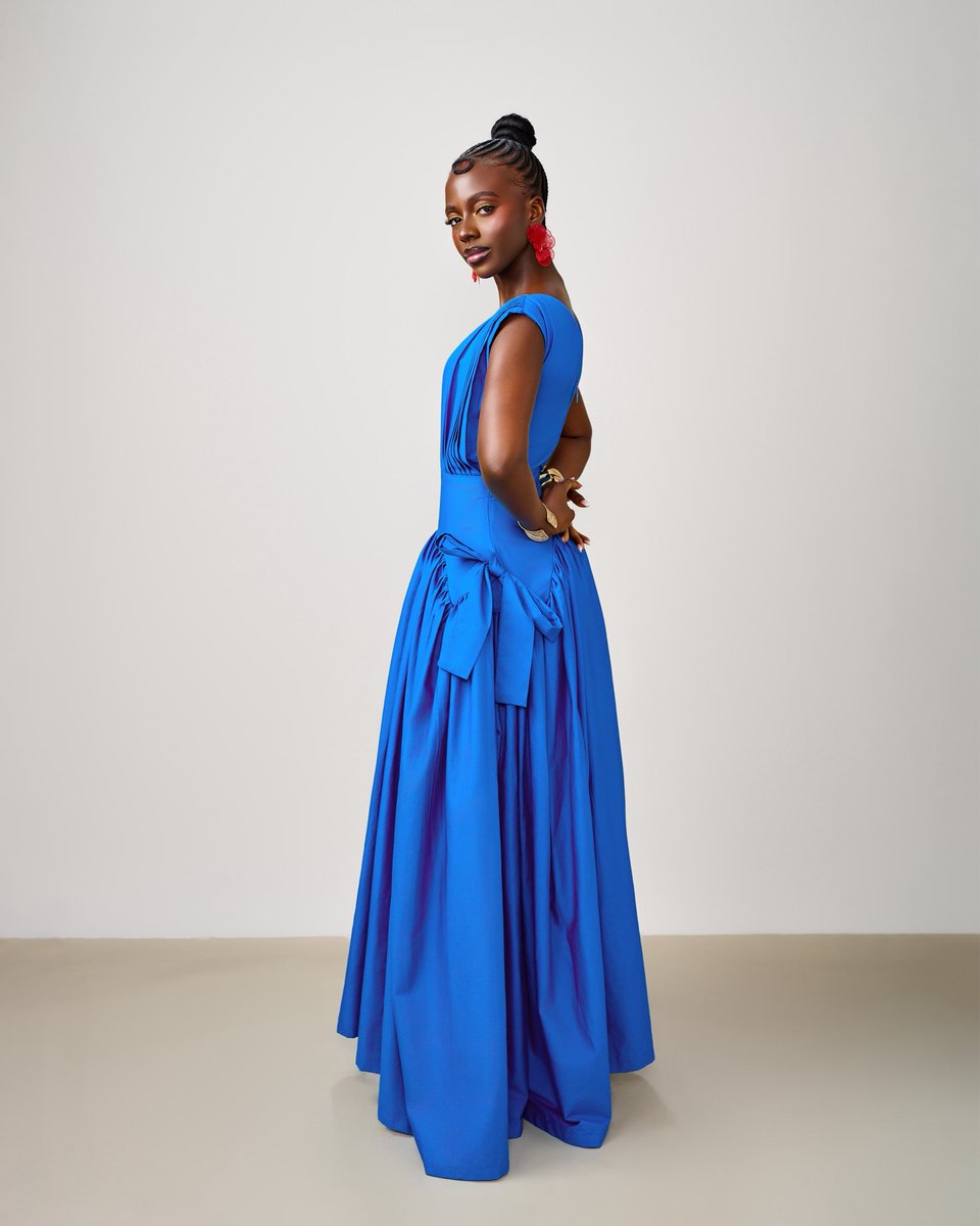 EbahiWoman's tweet photo. LOOK 01| AVA

This piece is inspired by our most loved Kome Dress, but we’ve reimagined it with a new silhouette and thoughtful details. Every feature was designed to flatter and celebrate the female form, while keeping that same elegance and softness you already love.✨♥️ https://t.co/1AF4vTjt1y