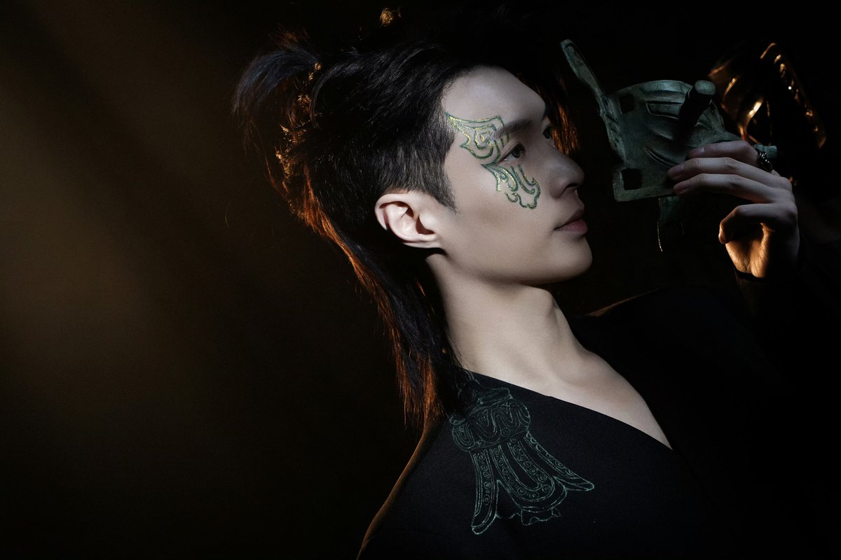 XingPark's tweet photo. 250819 @lay_studio weibo update：

@layzhang 

#LayZhang #张艺兴 #Lay #Yixing #레이 #レイ #장이씽 #อี้ชิง https://t.co/zK0pn7fEzr