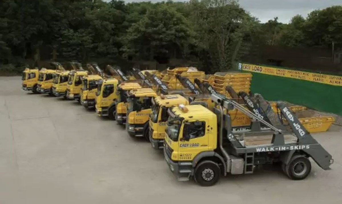 EasyLoadUK's tweet image. 🌟 Book your skip with Easy Load today and enjoy top-notch waste disposal across Kent and South East London. With sizes from 4 to 16 cubic yards, we have the perfect solution for you! 💪🚛 Check us out: 👉 easy-load.co.uk 👈 #EasyLoad #WasteManagement #SkipHire