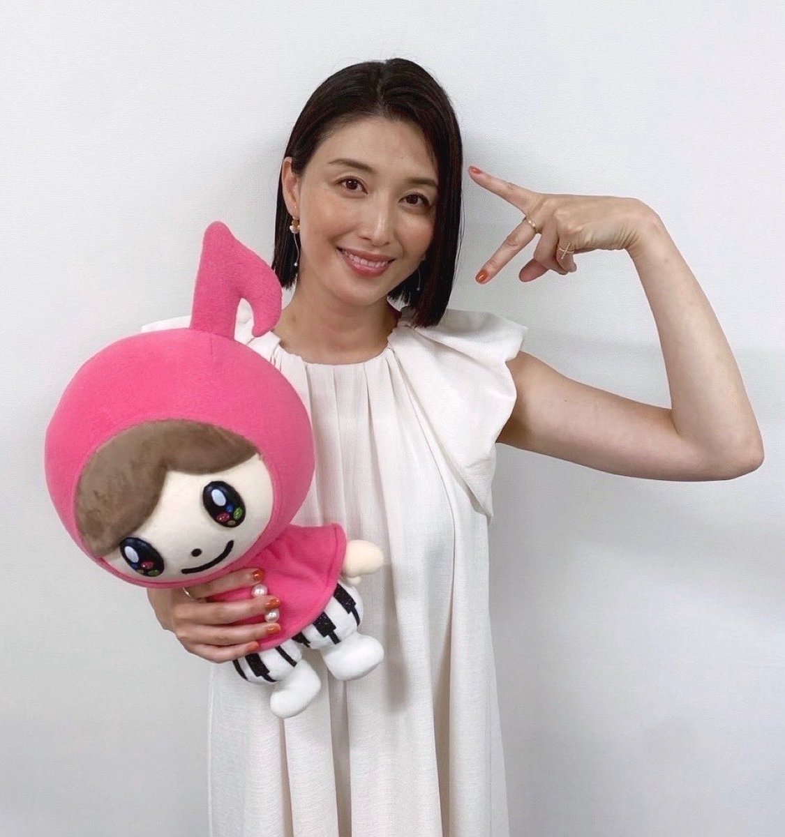 ＼📅8/20㊌#あさドレ♪／

6:40頃 あさど～れ？#橋本マナミ さん

曜日コメンテーター🎤#登坂絵莉 さん

🐬夏限定のイルカショー
　南知多ビーチランドから生中継✨

🏫甲子園 県立岐阜商業の準々決勝は？

🏀#八村塁 選手が名古屋北区で指導

※内容は変更になる場合があります
<a href="/eri_tosaka0830/">登坂絵莉</a>