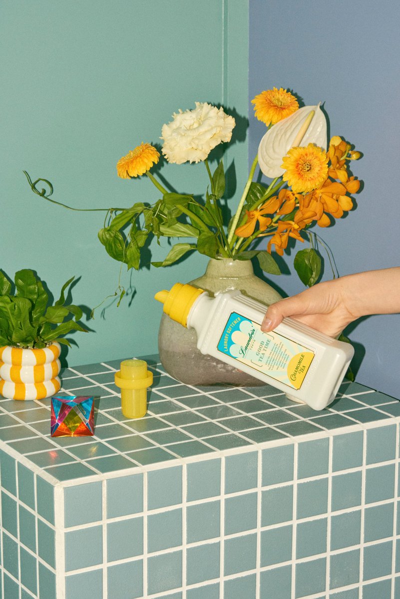 おやすみ前にやさしく香る、カモミールティーの香り🌙

どんな時だって、せわしない心と身体を静かに癒してくれる、カモミールティーの香りをイメージ。心落ち着くハーブのほんのり甘い香りは、ベッドリネンやルームウェアにもおすすめです。

#ネイチャーラボ