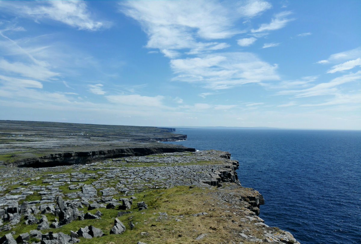 kierkos2's tweet image. #coast #moher #ireland 👋