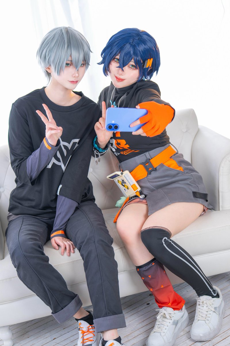 cosplay /コスプレ　
Zenless Zone Zero  リン・アキラ

仲良し店長さん！

#zzzero       #ゼンゼロ