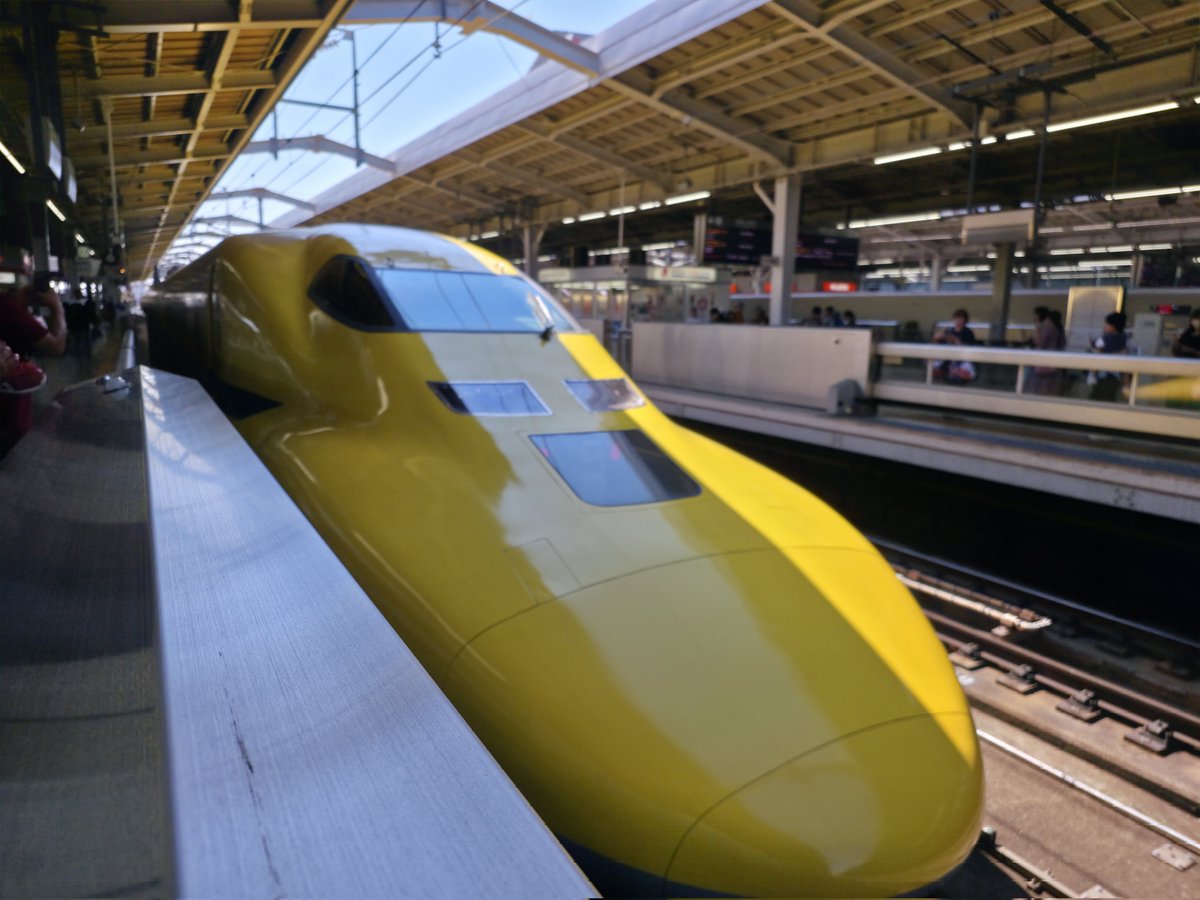 佐賀に出張
って新大阪のホームにイエロードクター停車してた。
珍しい