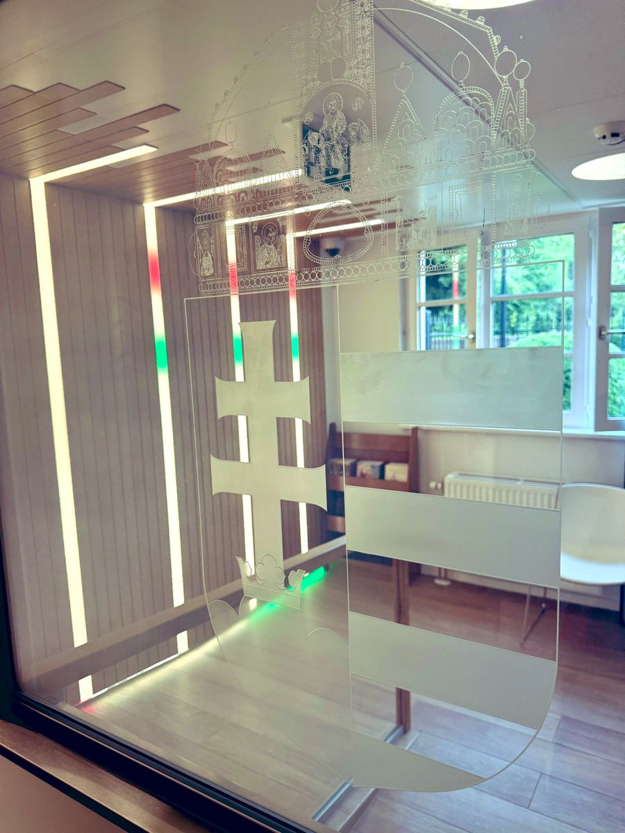 tamasivankovacs's tweet image. Our passports have come up for renewal, so we became clients of the Embassy’s Consulate. Very proud of its 2022 full #reconstruction and renovation, one of the major achievements of the Team during my current #Ambassador’s term. The entire #Consulate Section of our #Embassy…