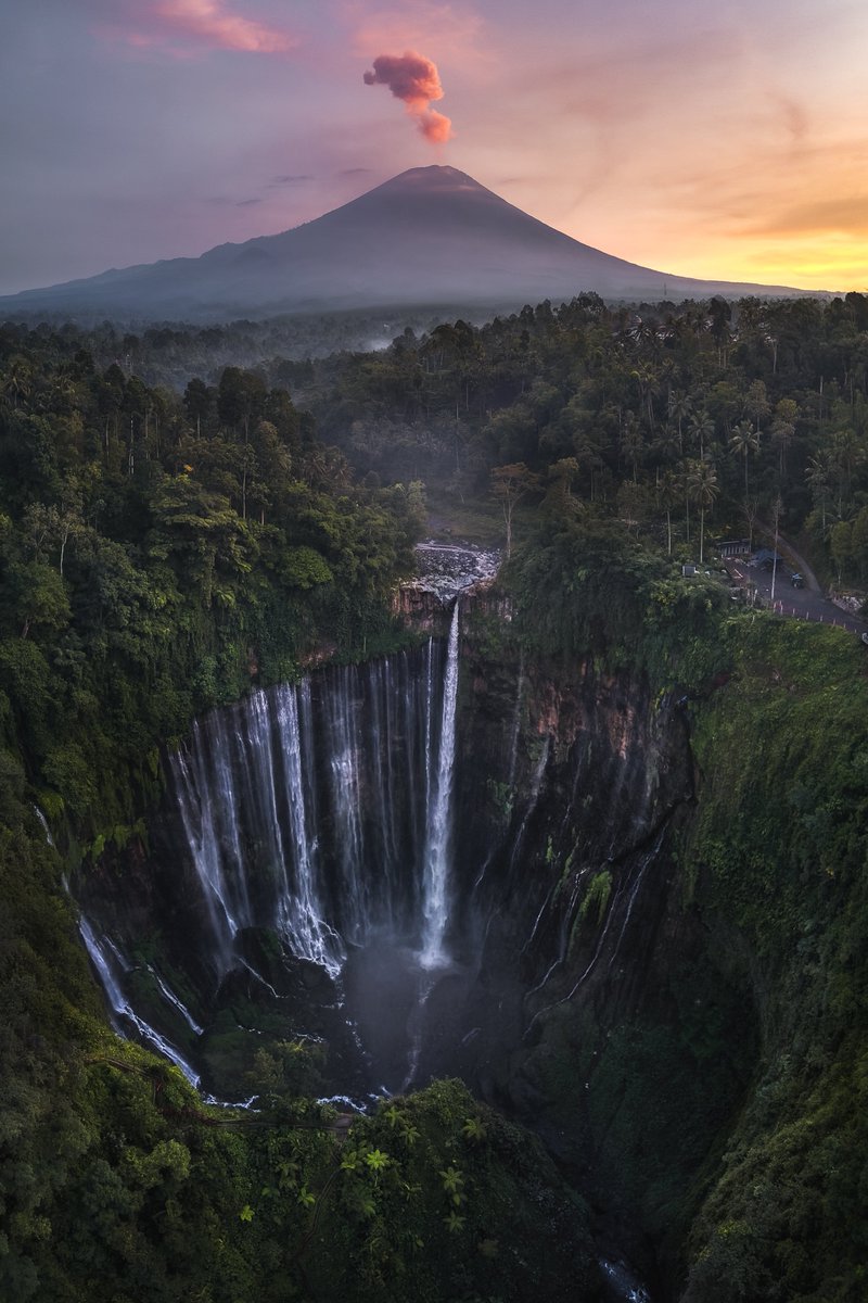 mpmb7's tweet photo. Tumpak Sewu Waterfalls https://t.co/YNBybQMxpl