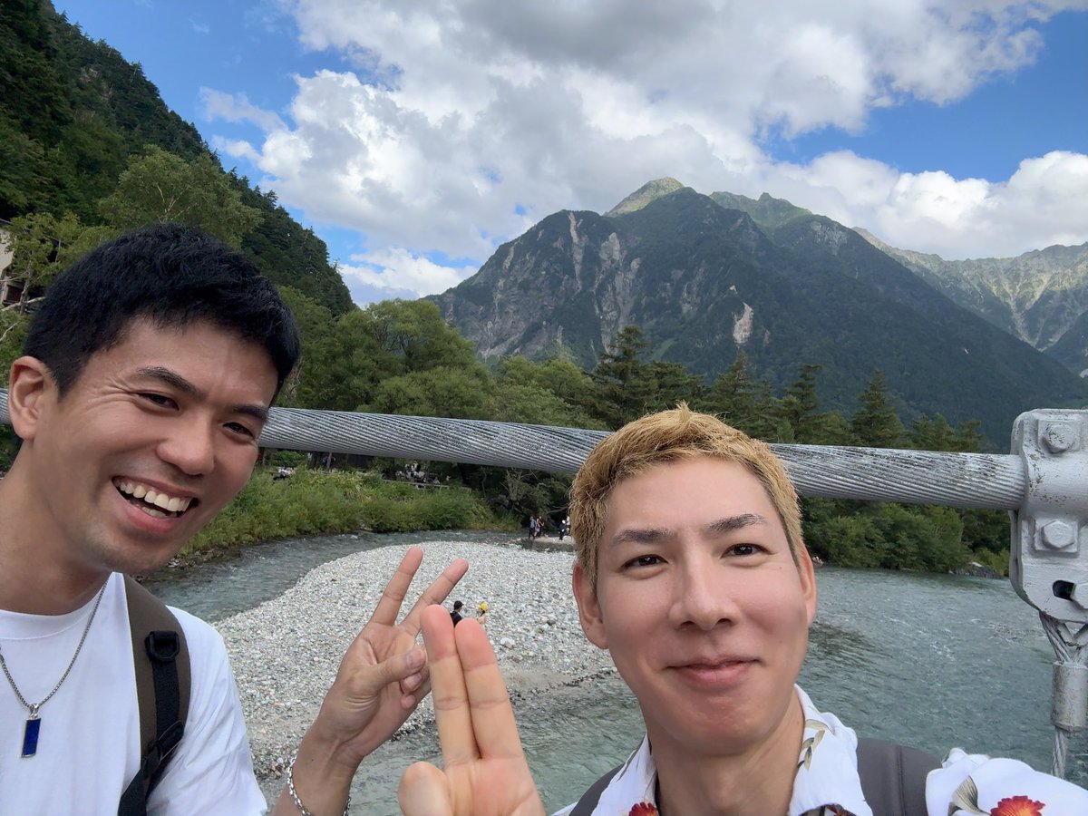 お久しぶりだモン😈
長野の上高地で山、川のマイナスイオンという名のHADOを感じできたモン🫶

#HMDがないからHADO見えないし避けれない 
#消しゴムマジックめんどくさいから物理的に消す #上高地