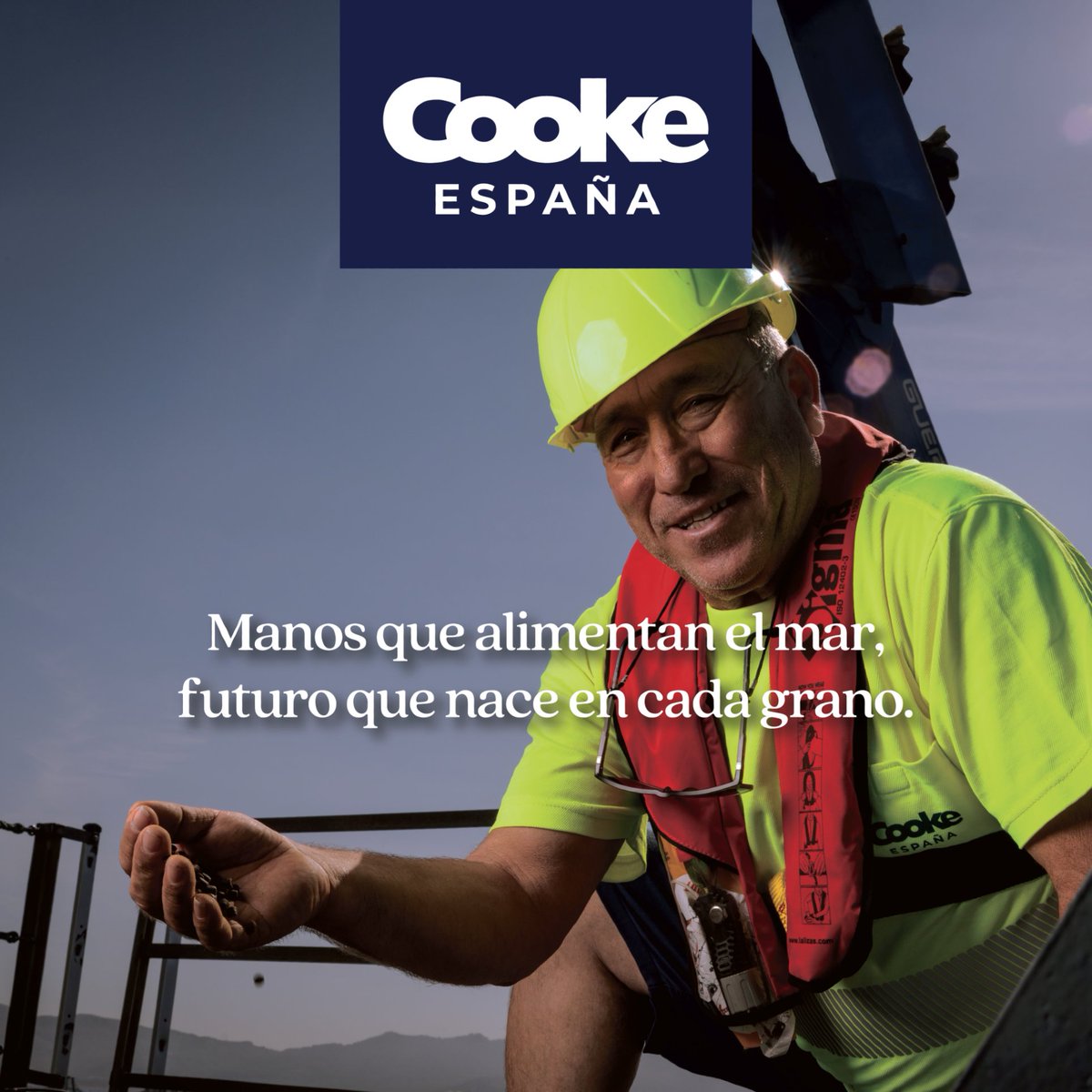 Detrás de cada 𝗹𝘂𝗯𝗶𝗻𝗮, 𝗱𝗼𝗿𝗮𝗱𝗮 𝗼 𝗰𝗼𝗿𝘃𝗶𝗻𝗮 que llega a tu mesa hay más que agua salada:
💙 Hay investigación, cuidado y una nutrición precisa.
𝗘𝗻 𝗖𝗼𝗼𝗸𝗲 𝗘𝘀𝗽𝗮ñ𝗮, alimentar el mar es un compromiso con el futuro
.
#AcuiculturaSostenible #NutriciónMarina