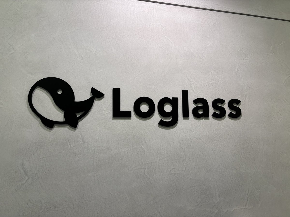 n_takehata's tweet image. 今日はログラスさんに会場をお借りしてKotlin愛好会です！会場めちゃくちゃ広い！綺麗！ #love_kotlin