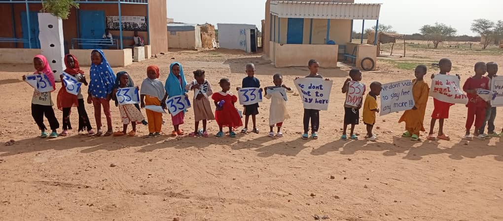 Abdlmalik Atoom (@abdlmalika16059) on Twitter photo We refugees have rights that must be respected.We have been peacefully protesting for more than eleven months, demanding a dignified life.We want to live with dignity,equality,and humanity. We do not want to remain here in the Agadez center in Niger.<a href="/DNforHR/">DARFUR NETWORK FOR HUMAN RIGHTS</a> <a href="/UNGeneva/">United Nations Geneva</a> <a href="/SabineVdL/">Sabine VanderLinden</a> We refugees have rights that must be respected.We have been peacefully protesting for more than eleven months, demanding a dignified life.We want to live with dignity,equality,and humanity. We do not want to remain here in the Agadez center in Niger.<a href="/DNforHR/">DARFUR NETWORK FOR HUMAN RIGHTS</a> <a href="/UNGeneva/">United Nations Geneva</a> <a href="/SabineVdL/">Sabine VanderLinden</a>