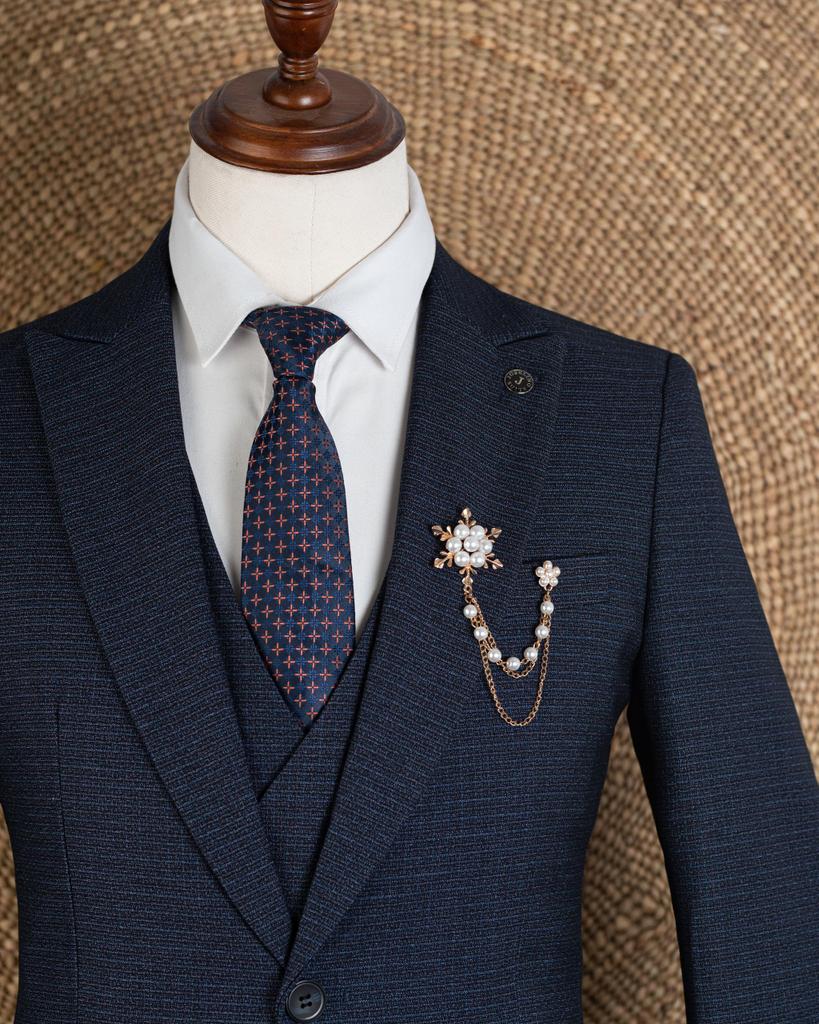 Suti- Tsh 180,000/= (Koti, kizibao na suruali)

&gt;Shati- Tsh 25,000/=

&gt;Cheni- Tsh 10,000/=

&gt;Tai &amp; pocket square- Tsh 15,000/=

&gt;Full suit- Tsh 230,000/=

&gt;Dm Or WhatsApp Me wa.me/message/RRFPYR… 🛍️

#SutikaNaBabaIvan