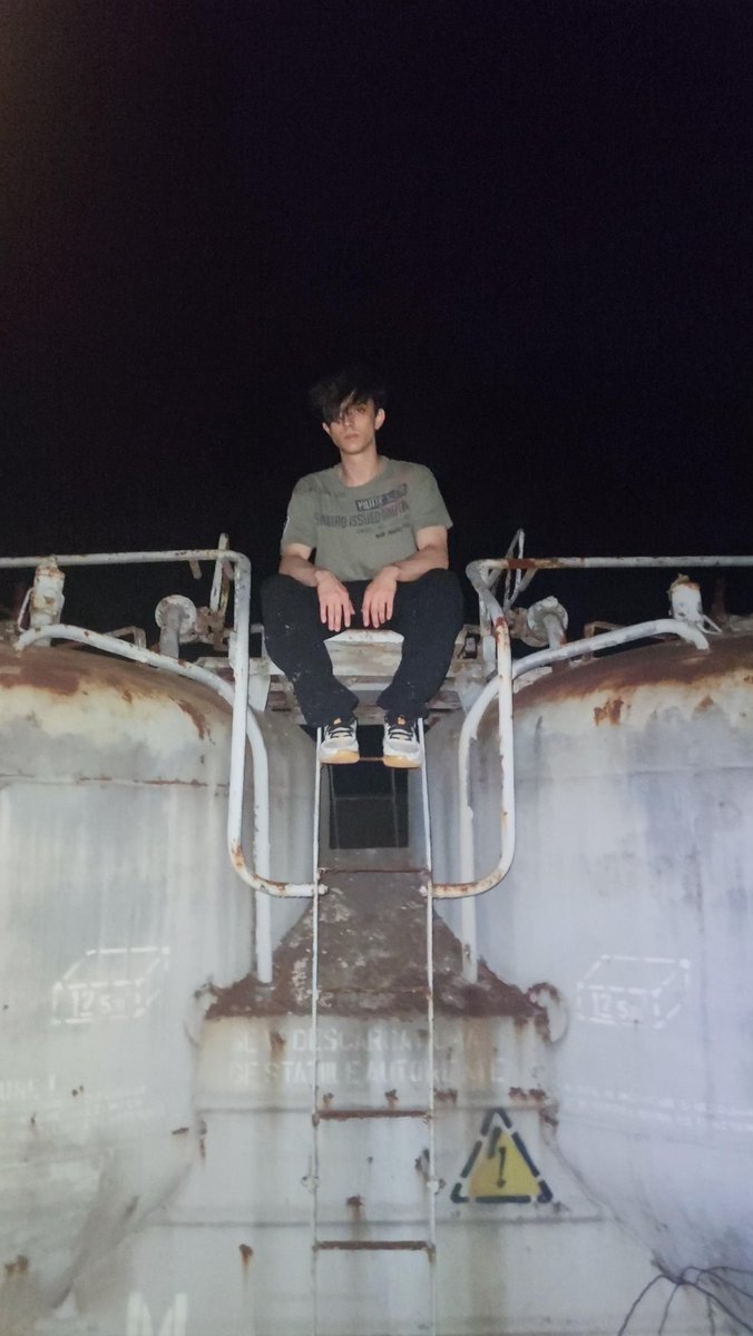 Calamitious tweet media