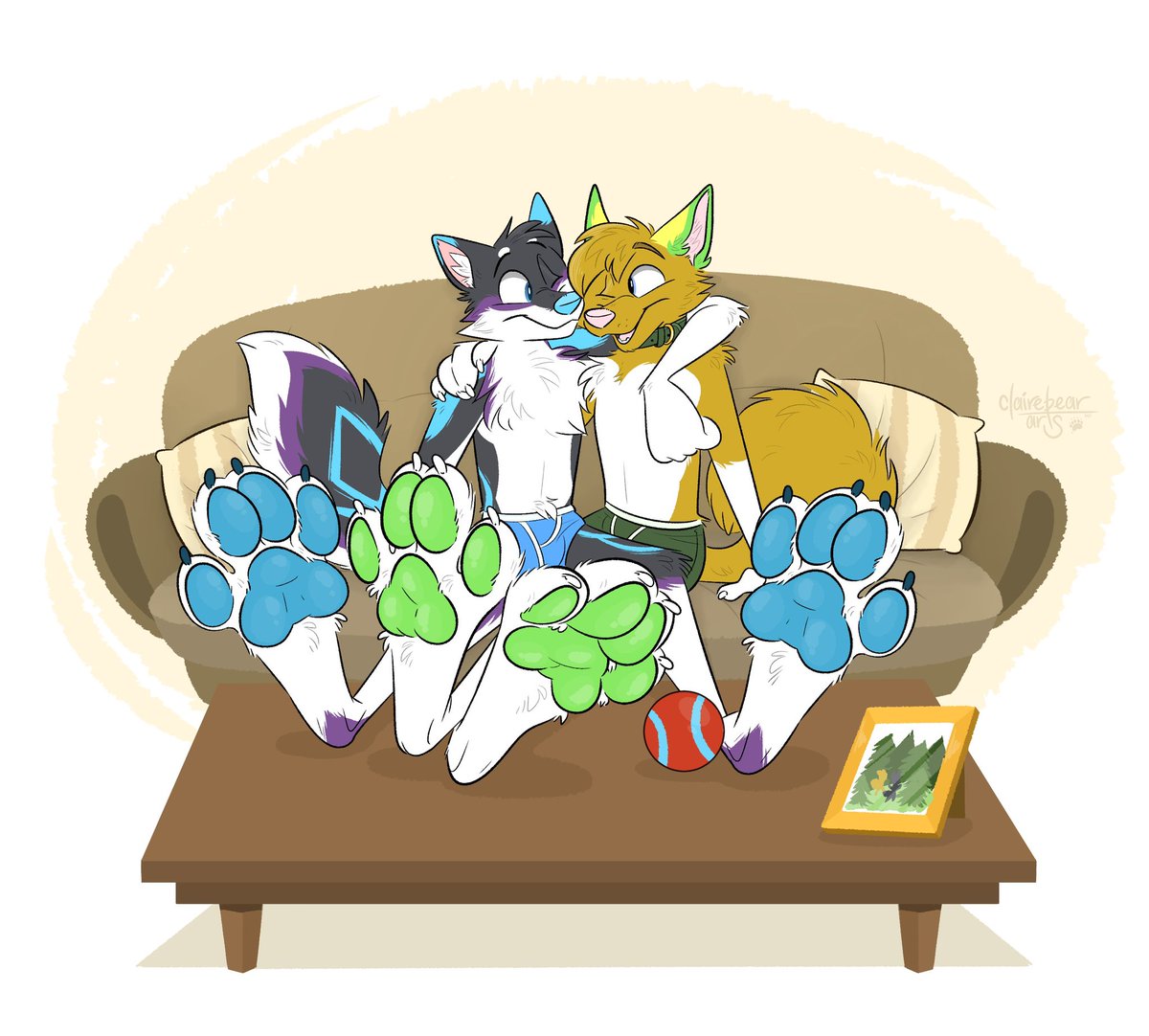 Archie (@archiefur92) on Twitter photo Paws on show with my cutie 
🐾💚💙🐾
🎨 <a href="/clairebearart/">ClaireBear</a> 
#furry #Pawgust Paws on show with my cutie 
🐾💚💙🐾
🎨 <a href="/clairebearart/">ClaireBear</a> 
#furry #Pawgust
