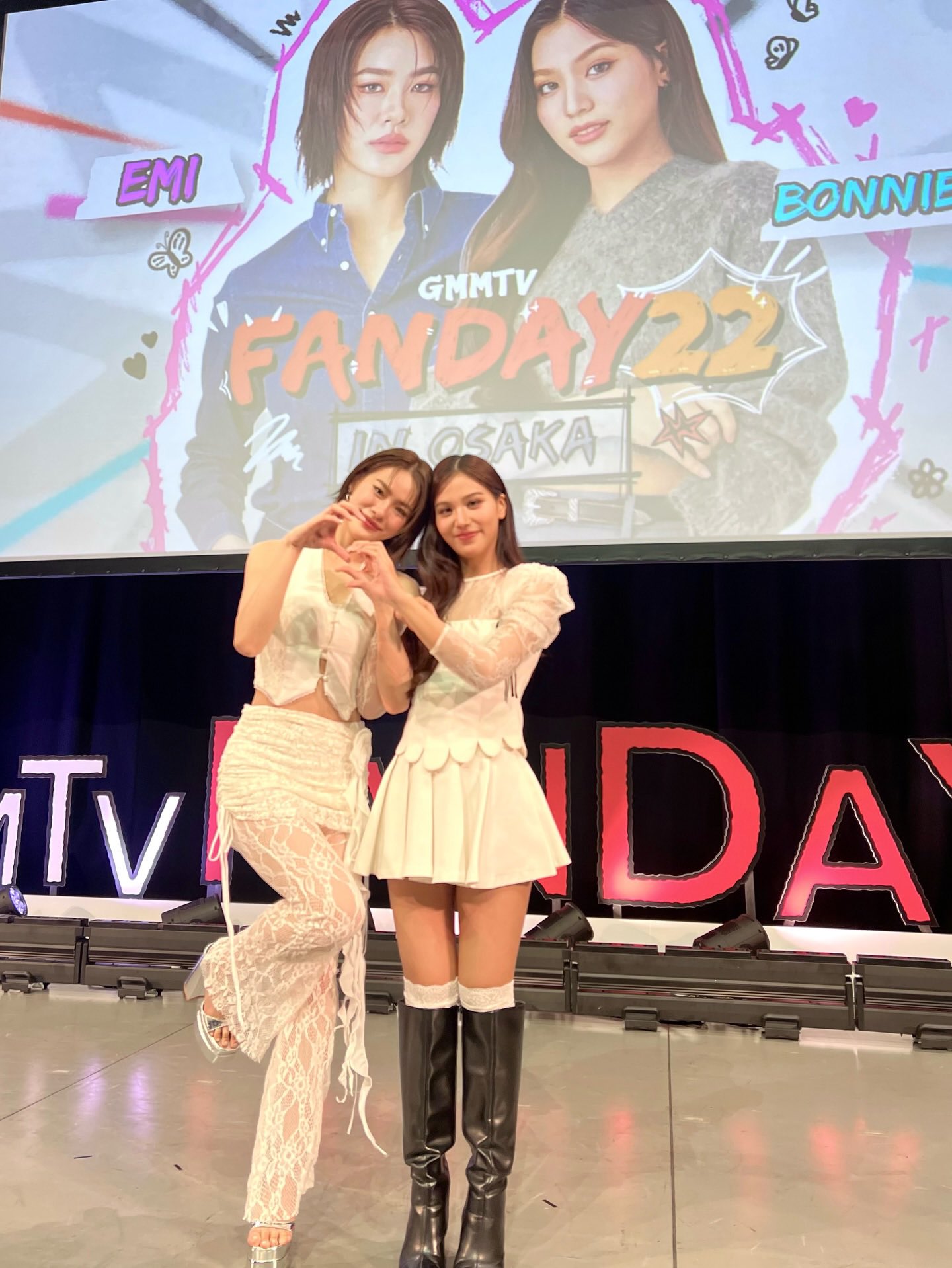 GMMTV EmiBonnieサイン入りポスターカード プレゼント有り】Emiさん・Bonnieさん特別インタビュー！｜GMMTV