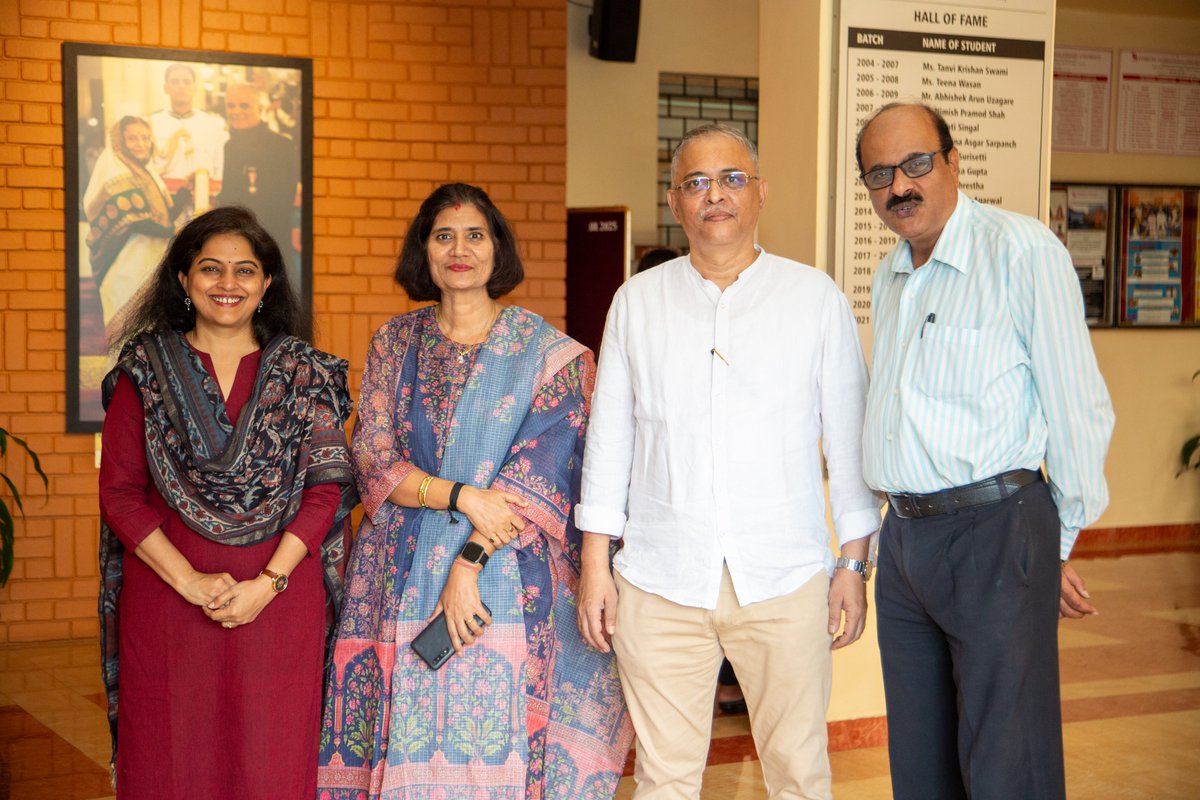 A new chapter begins! 🌟 The Batch of 2025 of SCMS, Pune, SID and SCMC was welcomed at the Common Induction Ceremony on 19 August 2025, where our Hon’ble Pro Chancellor and Vice Chancellor inspired students with words of wisdom. 🚀