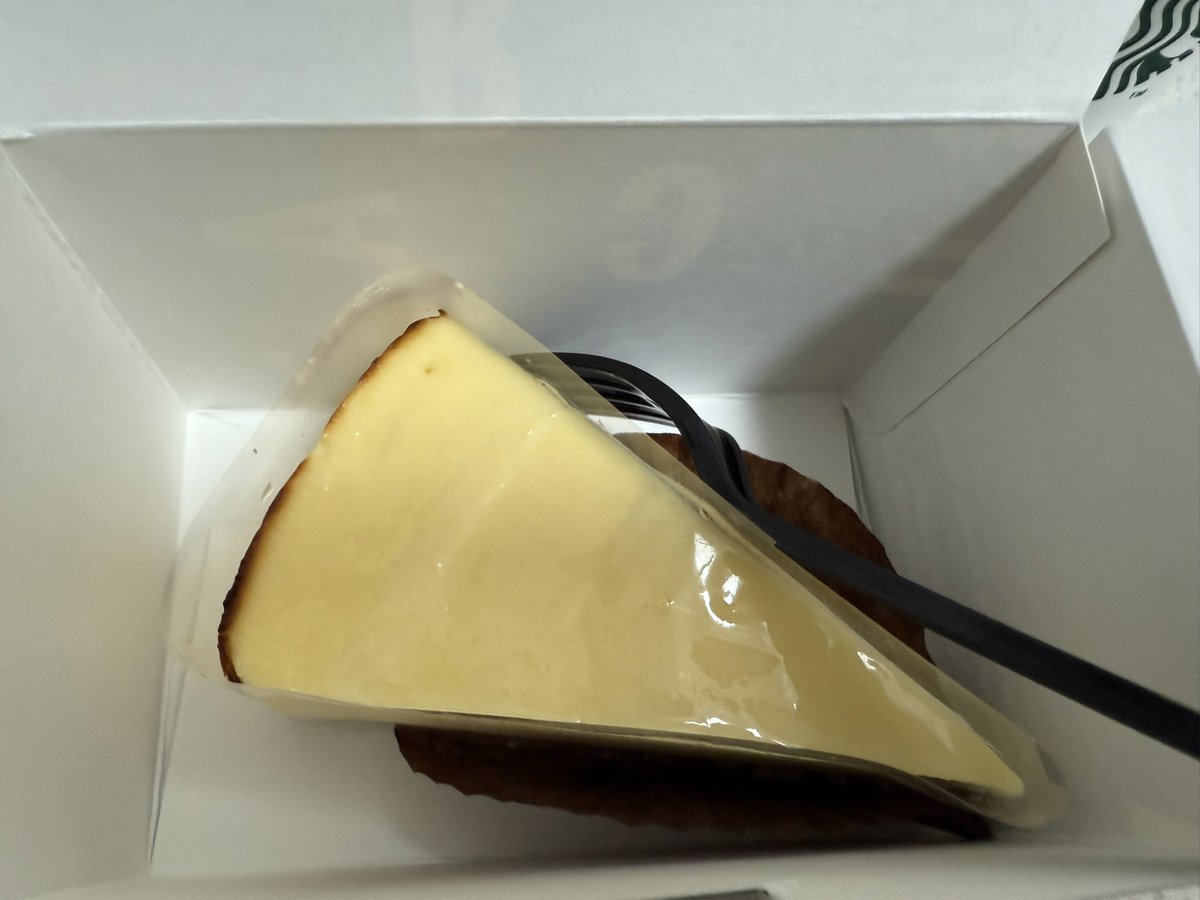 一年多沒有吃過了，很生氣吃一塊不過份吧
氣死