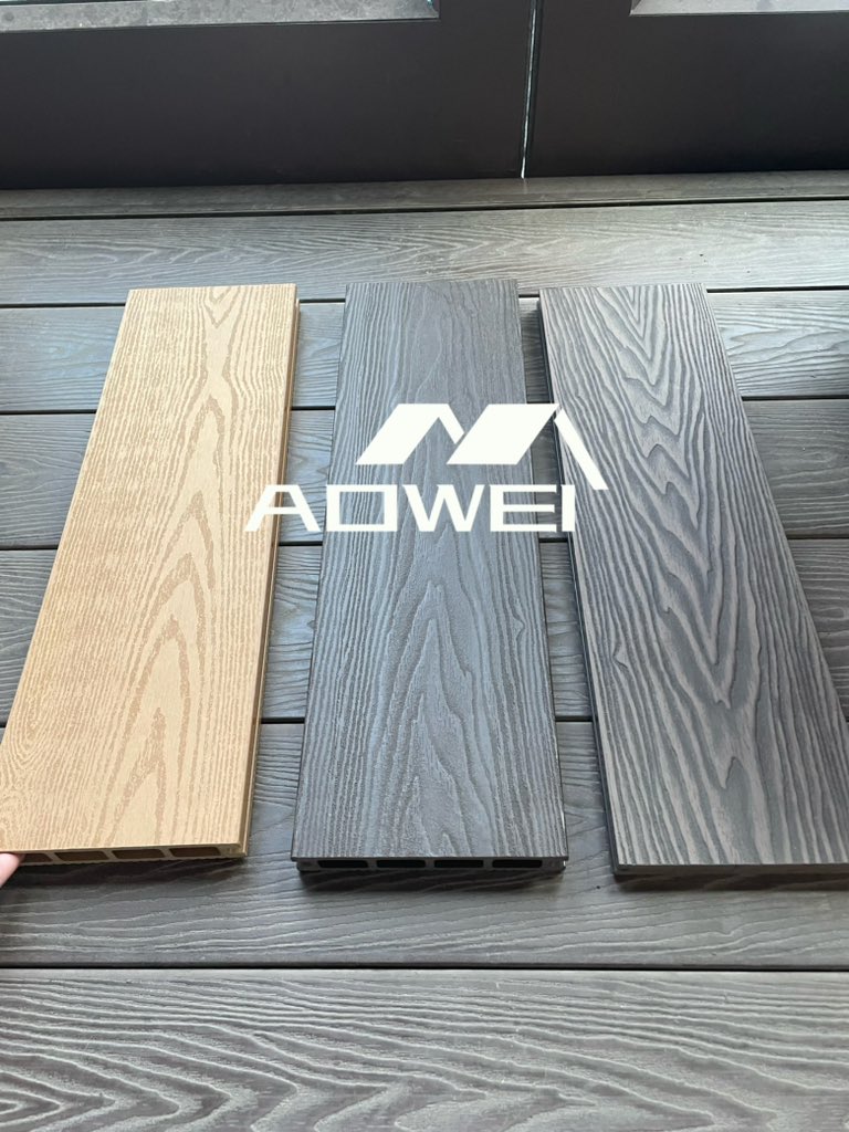 NancyAowei's tweet image. Outdoor reno struggles? Traditional wood rots/molds fast. WPC decking? 🌞💦 Stays intact, no decay—durable, low - maintenance. Upgrade now!  
#OutdoorDesign #WPCDecking #HomeUpgrade