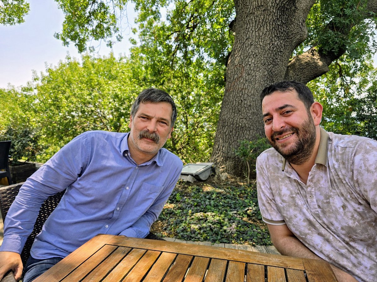 Birileri yine bir şeyler diyor, biz ise sadece gülüyoruz :)