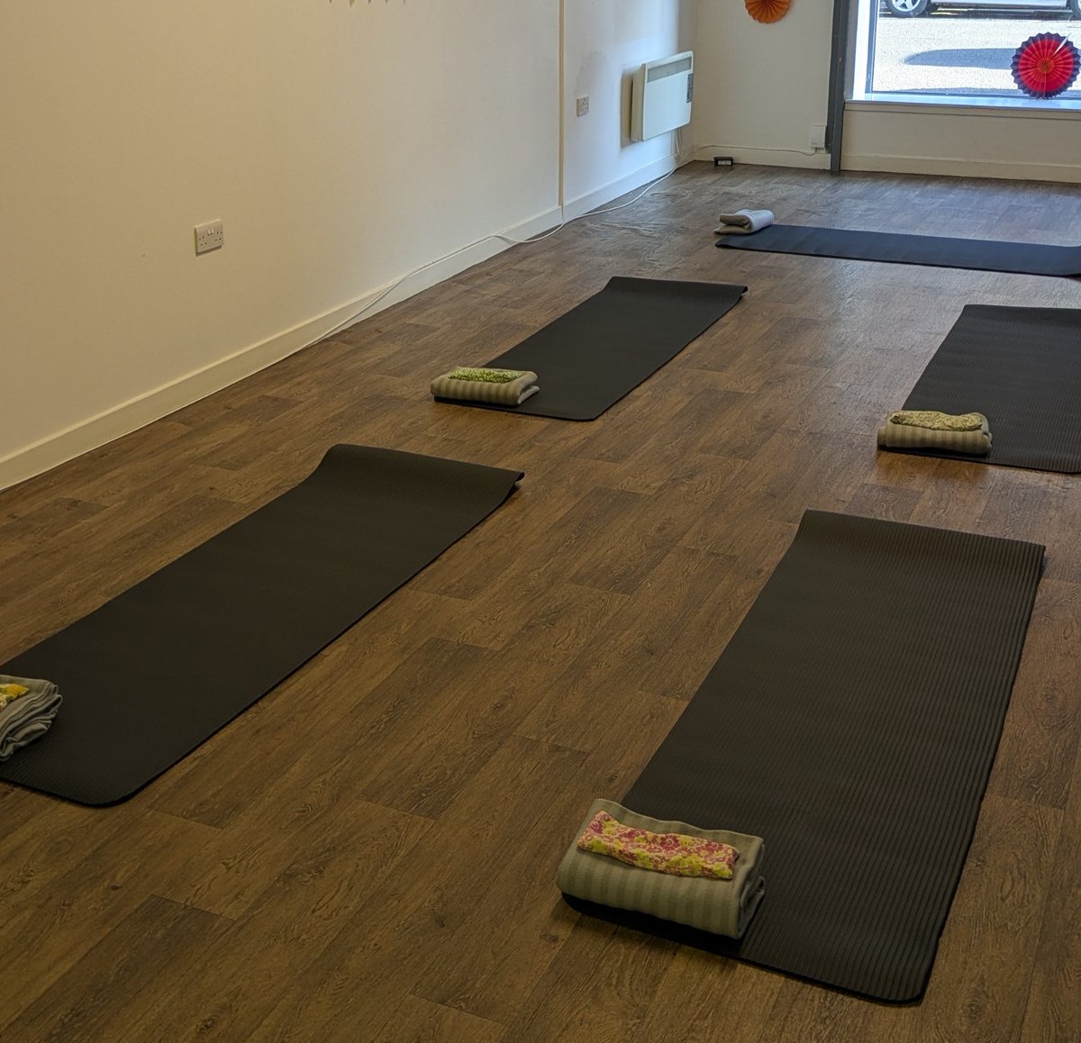 Fancy Yoga?

Come along to our Beginners Yoga Class which will run for 4 weeks.

Dates: Thursdays from 14th August to 4th September
Location: The Shettleston Hub, 981 Shettleston Time: 6:30pm-7:30pm

Price is £6 a ticket. Click here to book zurl.co/44rzp