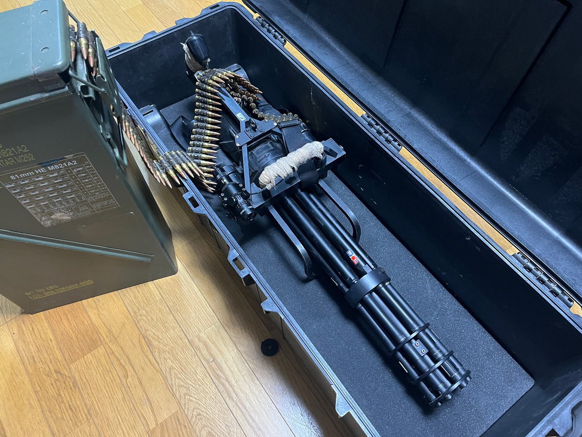 roisin0078's tweet photo. #無言で銃を見せつけよ
#M134 https://t.co/cjCOonkcwa