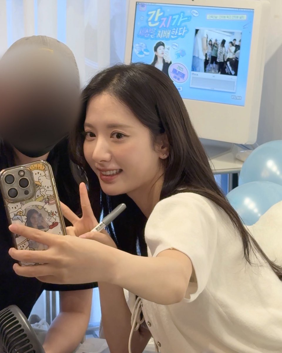 하트클립 | 홍대 생일카페 포토부스 tweet media
