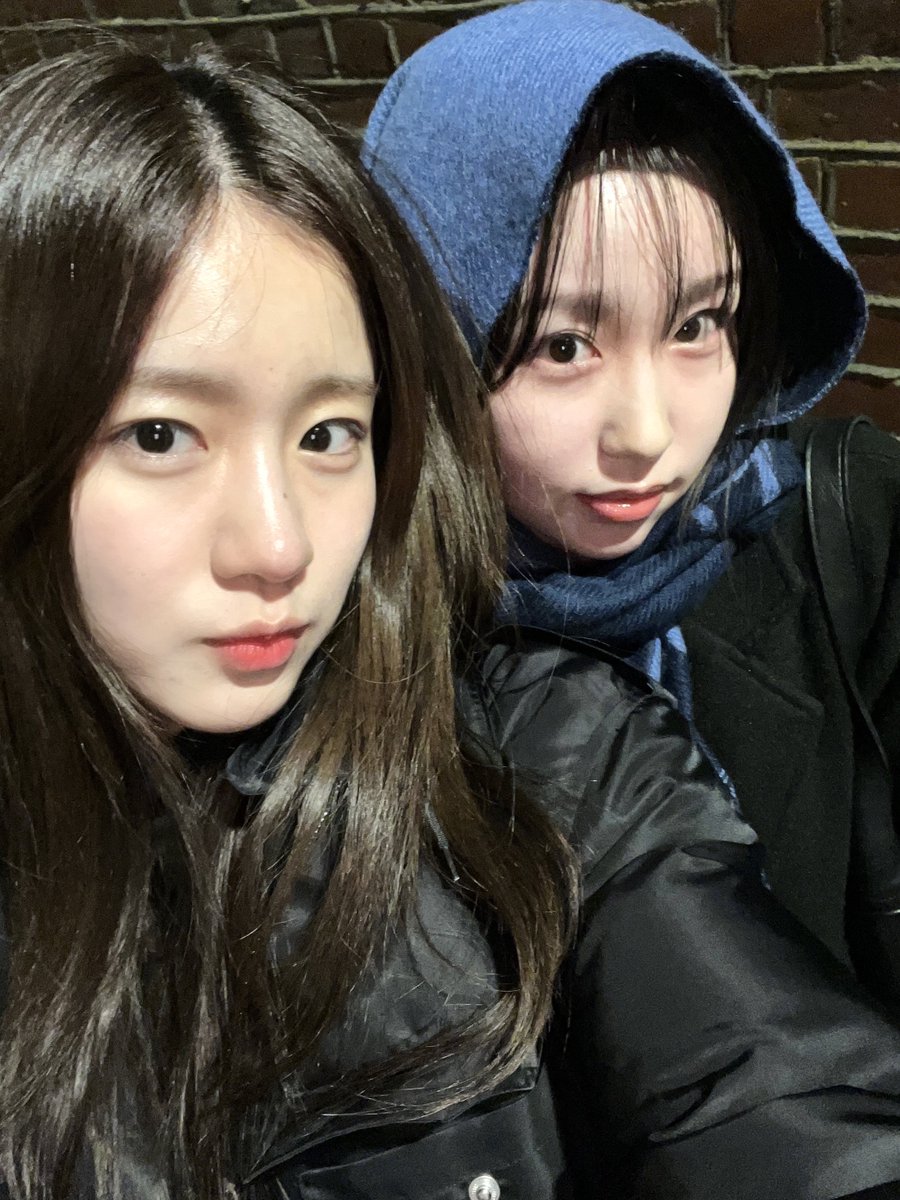 WOOAH_HM's tweet photo. [#우연]
소라쨘~おたんじょうび おめでとう💛
너랑 쌓은 추억이 진짜 많다아 
함께하는 시간이 길어질���록 작은 일에도 같이 웃고 서로 눈빛만 봐도 아는 사이가 되는 것 같아서 좋아😌💖 오늘 아주아주 しあわせ한 하루 보내😘💛💛💛

#WOOAH #우아 #WOOYEON
#HAPPY_SORA_DAY
#해맑은_파도같은_소라 https://t.co/kZPFvsFY0i