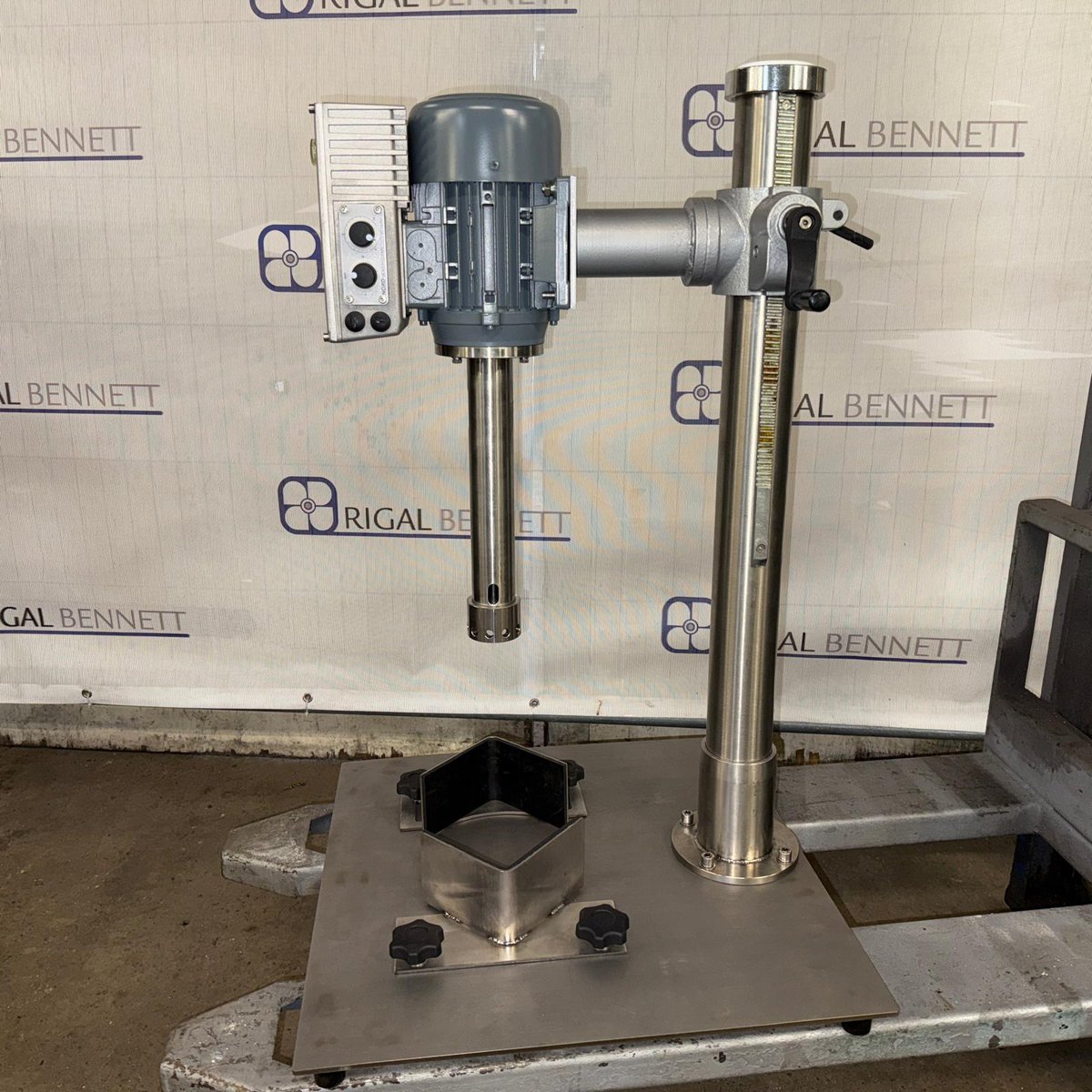 RIGALBENNETT's tweet image. Rigal-Bennett Lab Shearhead Mixer 0.75 kW
#ShearheadMixer #RigalBennettLab #IndustrialMixing #MixerTechnology #FoodProcessing #ManufacturingEquipment #MixingSolutions #ProcessEngineering #LabEquipment