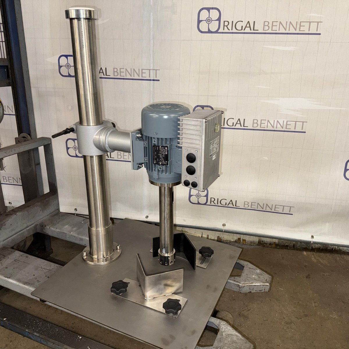 RIGALBENNETT's tweet image. Rigal-Bennett Lab Shearhead Mixer 0.75 kW
#ShearheadMixer #RigalBennettLab #IndustrialMixing #MixerTechnology #FoodProcessing #ManufacturingEquipment #MixingSolutions #ProcessEngineering #LabEquipment