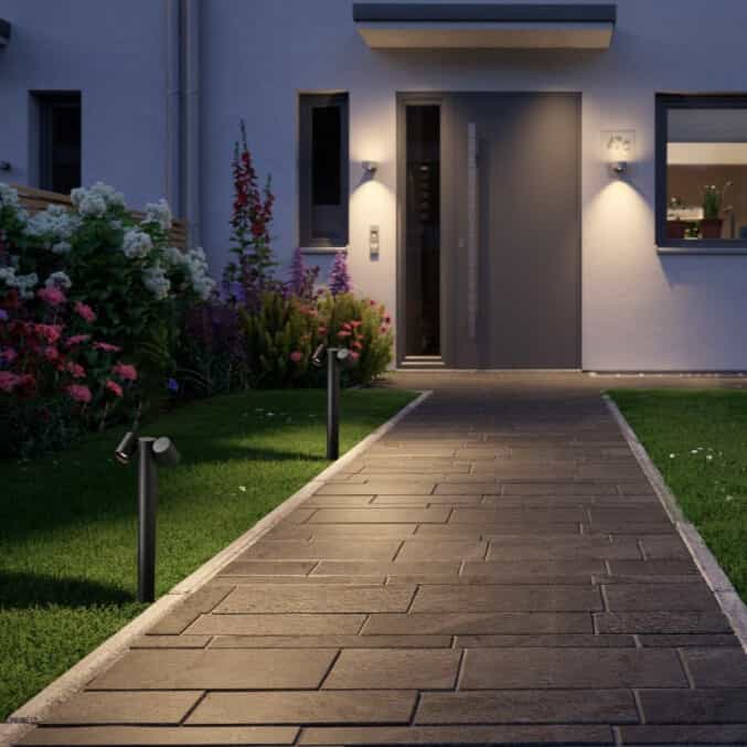 ultrabeamlight's tweet image. ✨ Light the way in style. Our pathway lighting range combines sleek design with IP-rated durability—perfect for safe, stunning outdoor spaces. ultrabeamlighting.co.uk/product-catego…
#OutdoorLighting #PathwayLights #GardenDesign #LightingSolutions