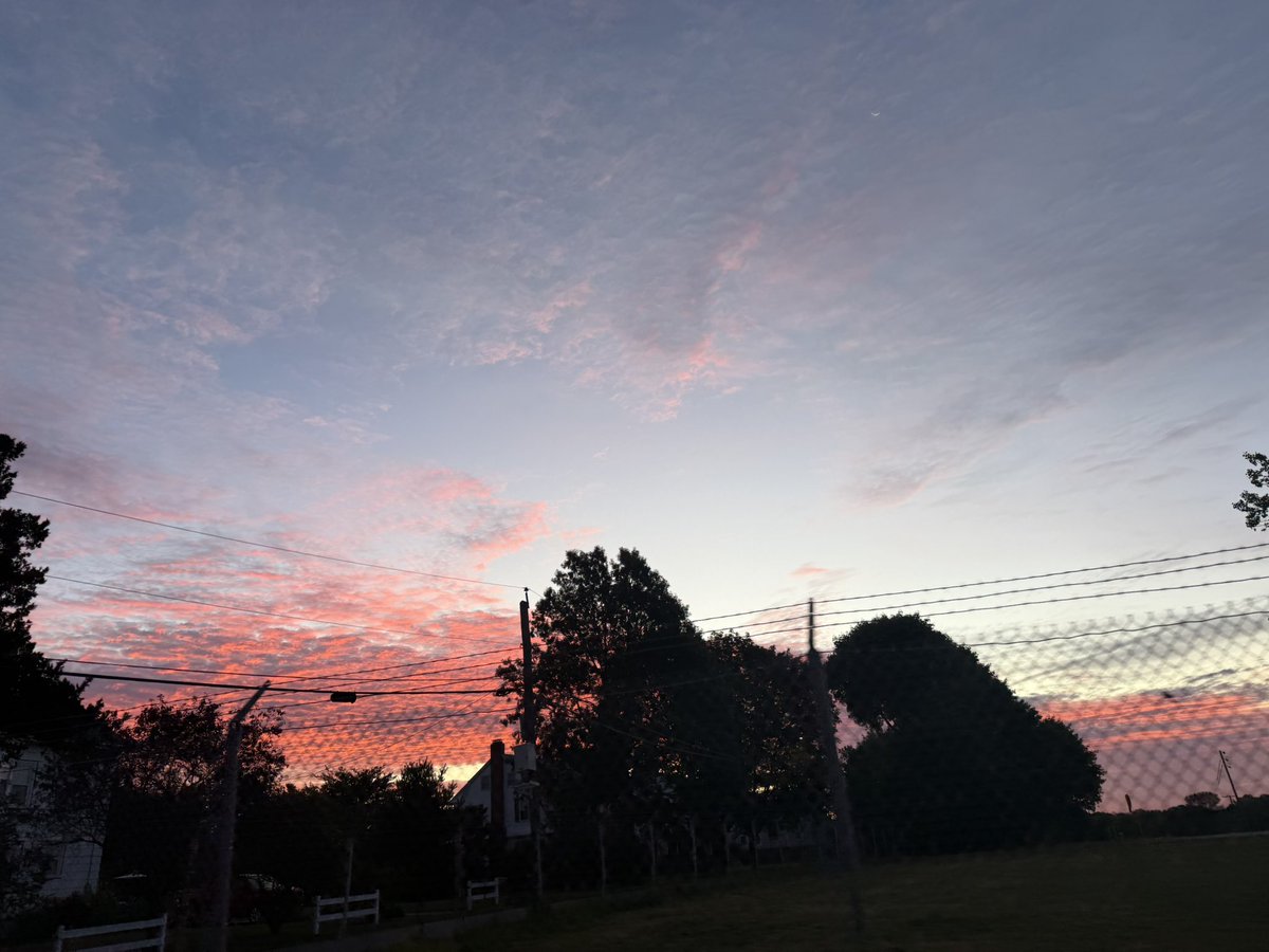 Beautiful sunrise 

Happy Birthday to me 🎊🎊