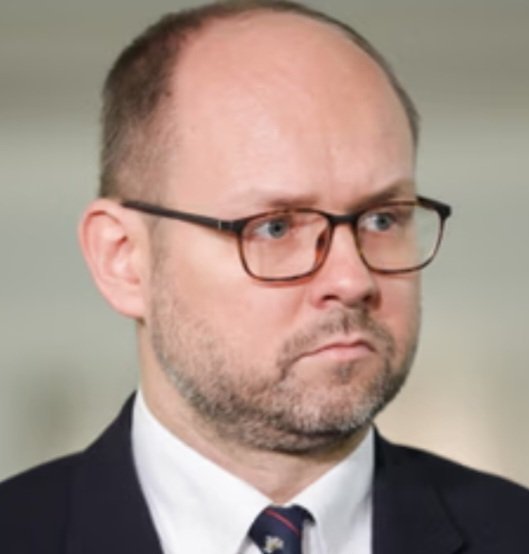 Witold2024's tweet photo. Intelektualny szmelc.. https://t.co/WqFKMQfxFp
