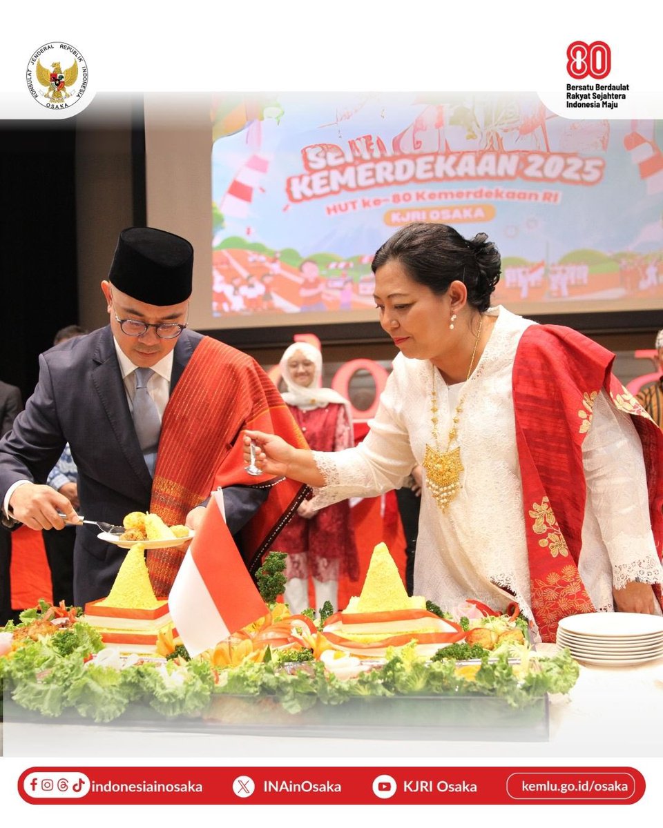 INAinOsaka's tweet image. Minasan, Upacara Peringatan HUT ke-80 Kemerdekaan Republik Indonesia berjalan khidmat di Osaka (17/8) 🇮🇩

Dirgahayu ke-80 Republik Indonesia
Bersatu, Berdaulat, Rakyat Sejahtera, Indonesia Maju 🇮🇩 

#IniDiplomasi #HUTRI80 #HUTKemerdekaanRI #hutri80osaka