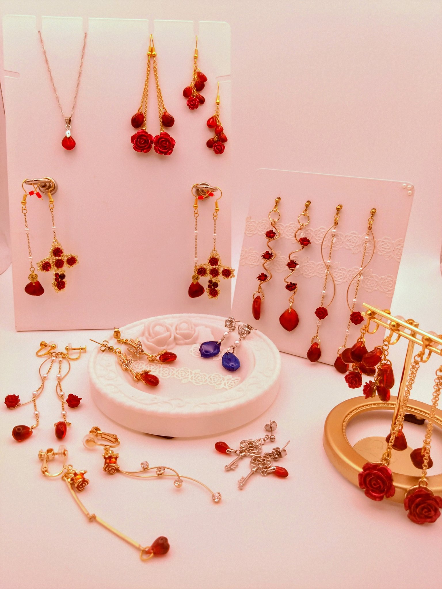 【おまとめ】多様なアクセサリーハンドメイド他色々セット 楽天市場】ビーズアクセサリー おもちゃ アクセサリーキット