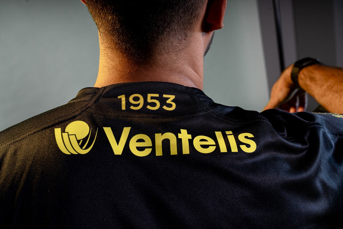 👀
Alors, vous le trouvez comment ?

𝗗𝗶𝘀𝗽𝗼 𝗲𝗻 𝗯𝗼𝘂𝘁𝗶𝗾𝘂𝗲
➡️ boutique.hbcnantes.com/fr/
