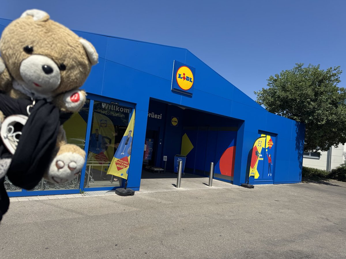 Dauvers70's tweet photo. 🇩🇪🇩🇪🇩🇪Ça se mérite le 1er Lidl 100 % non-alimentaire !
(mais il en fallait plus pour freiner #BBTed 💪) https://t.co/2PPaCT7UHS