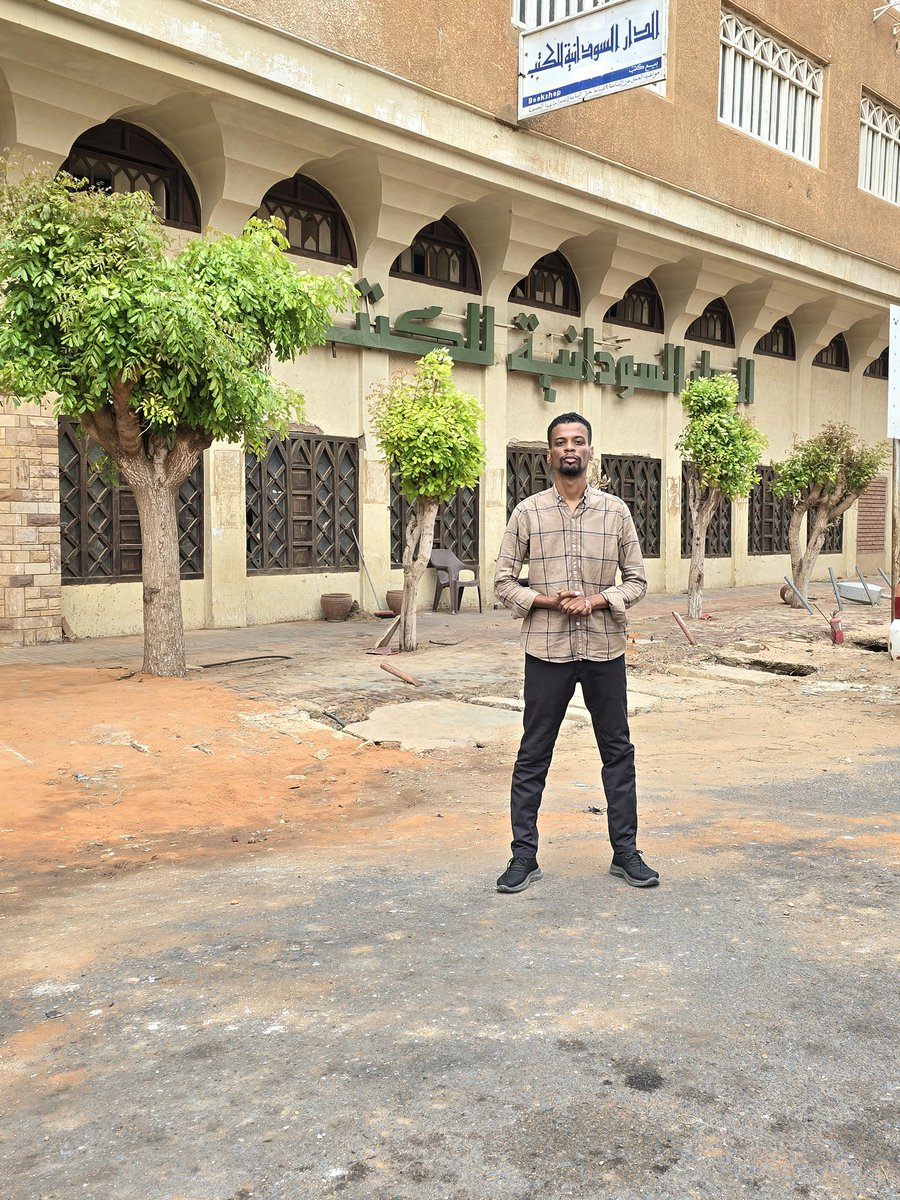 🔴 From the heart of Khartoum, where one of the oldest sources of knowledge and culture stands, the Sudanese House of Books reopens its doors despite challenges, carrying on its mission, no matter what.
#Sudan #News
