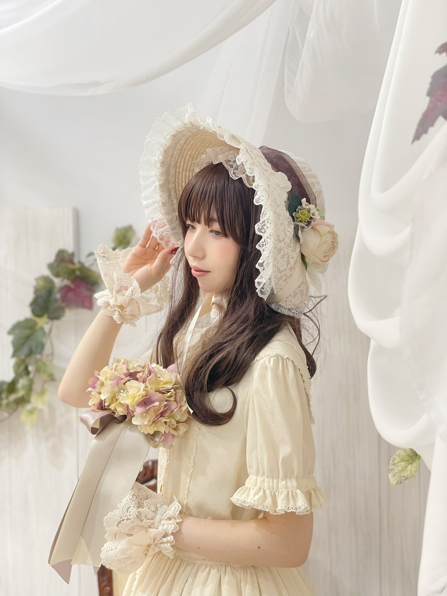 [説明訂正あり]Ange/別珍ボンネット 黒×生成 クラシカル 懐古ロリィタ Innocent World Online Shop
