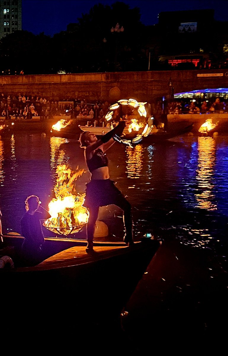 SueStenhouse's tweet photo. The magic of @WaterFireProv.
Last eve, our Council of State Governments East #CSGEast attendees were treated to a special lighting of our world-renowned Waterfire-- and it was perfection.
The highlight was getting to spend time with WaterFire sculpture creator and friend @BarnabyEvans.
Here are a few photos from this event: