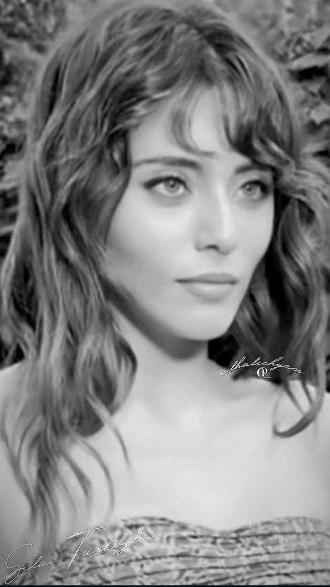 Güzelliği ve duruşuyla göz dolduruyor #SılaTürkoğlu