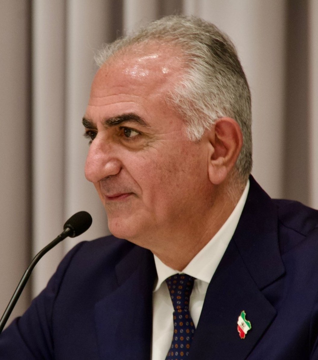 عبدالله موسولچی (@mosolchi) on Twitter photo اعلیحضرت عزیز <a href="/PahlaviReza/">Reza Pahlavi</a>
شما تنها امید و پناه یک ملت مظلوم هستید
به عشق وجود شما صبح از خواب بیدار میشویم
به امید بازگشت شما به وطن شب میخوابیم
تا آخرین نفس کنارتان مبارزه خواهیم کرد 💙
#همکاری_ملی اعلیحضرت عزیز <a href="/PahlaviReza/">Reza Pahlavi</a>
شما تنها امید و پناه یک ملت مظلوم هستید
به عشق وجود شما صبح از خواب بیدار میشویم
به امید بازگشت شما به وطن شب میخوابیم
تا آخرین نفس کنارتان مبارزه خواهیم کرد 💙
#همکاری_ملی