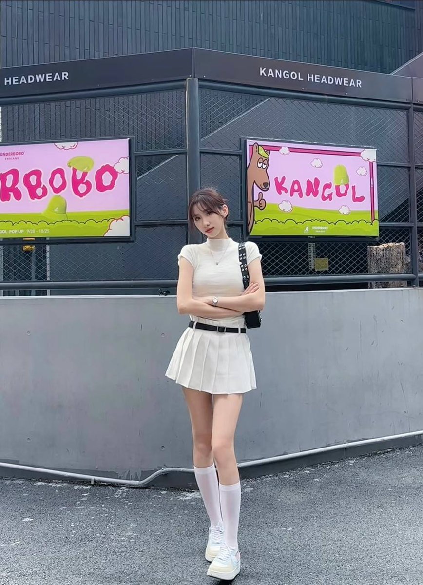 skri_chan's tweet photo. 东山口的一处转角超出片的
#广州同城 #广州市 #穿搭 https://t.co/bjqhrtzMrU