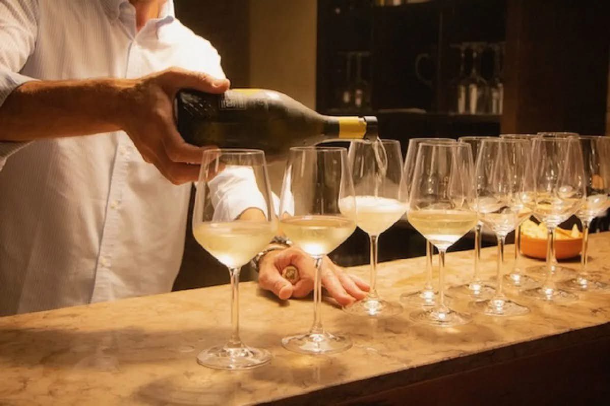 Cinemadivino al MAR – Mercoledì 20 agosto dalle ore 20.00 visita ai Mosaici Contemporanei, degustazione nel chiostro e proiezione di “Frida”

16 €  (include visita, degustazione di 3 calici e film)📞 Prenotazioni: 366 5925251 (Mercato Coperto Ravenna)